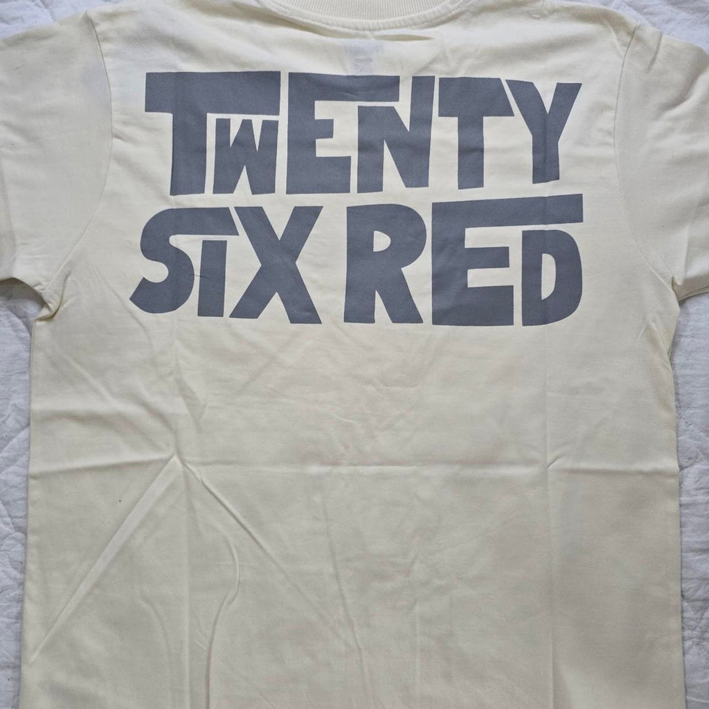 26Red Twenty six red graphic print