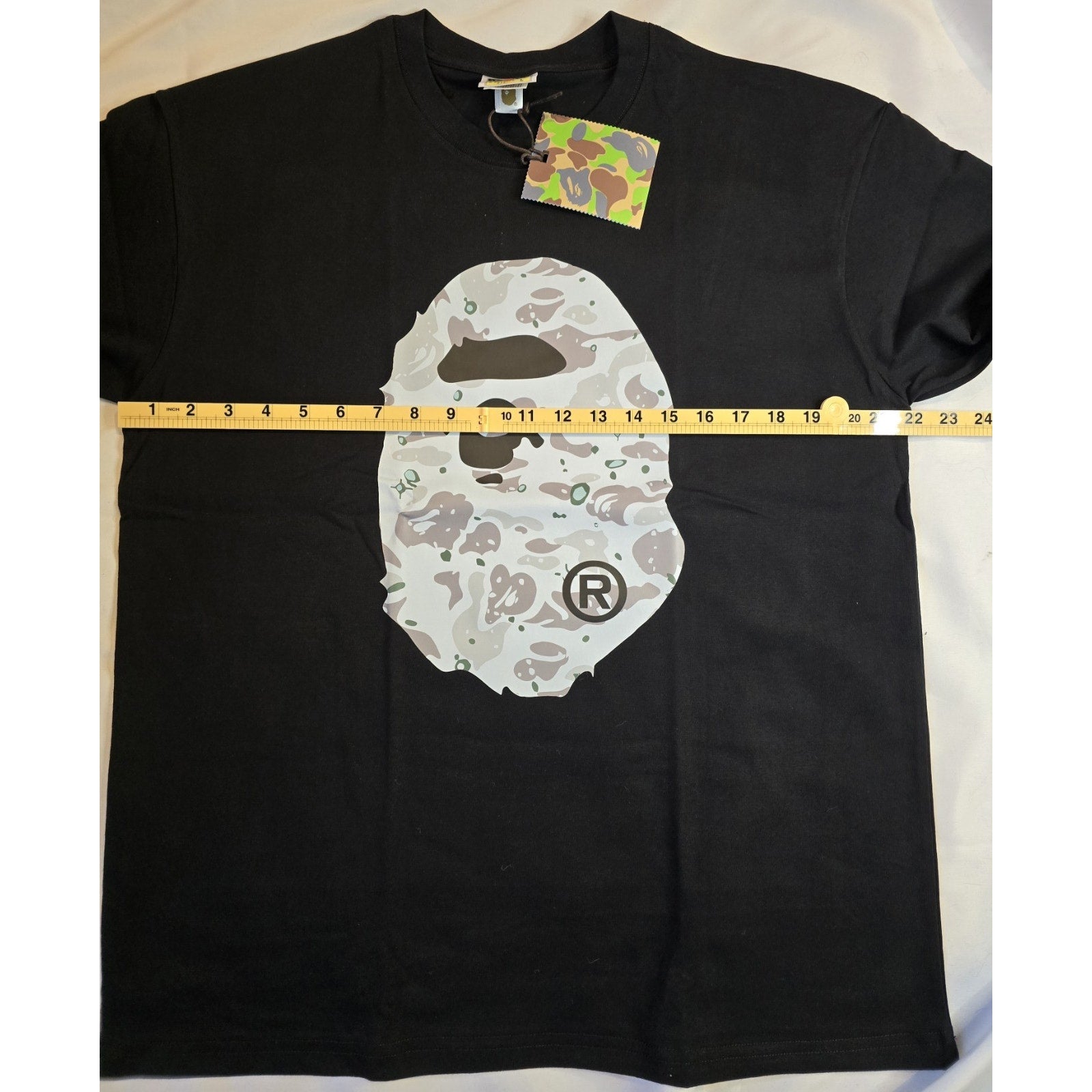 A Bathing Ape BAPE Style Graphic T Shirt Men's Size Large Black NWT Short Sleeve