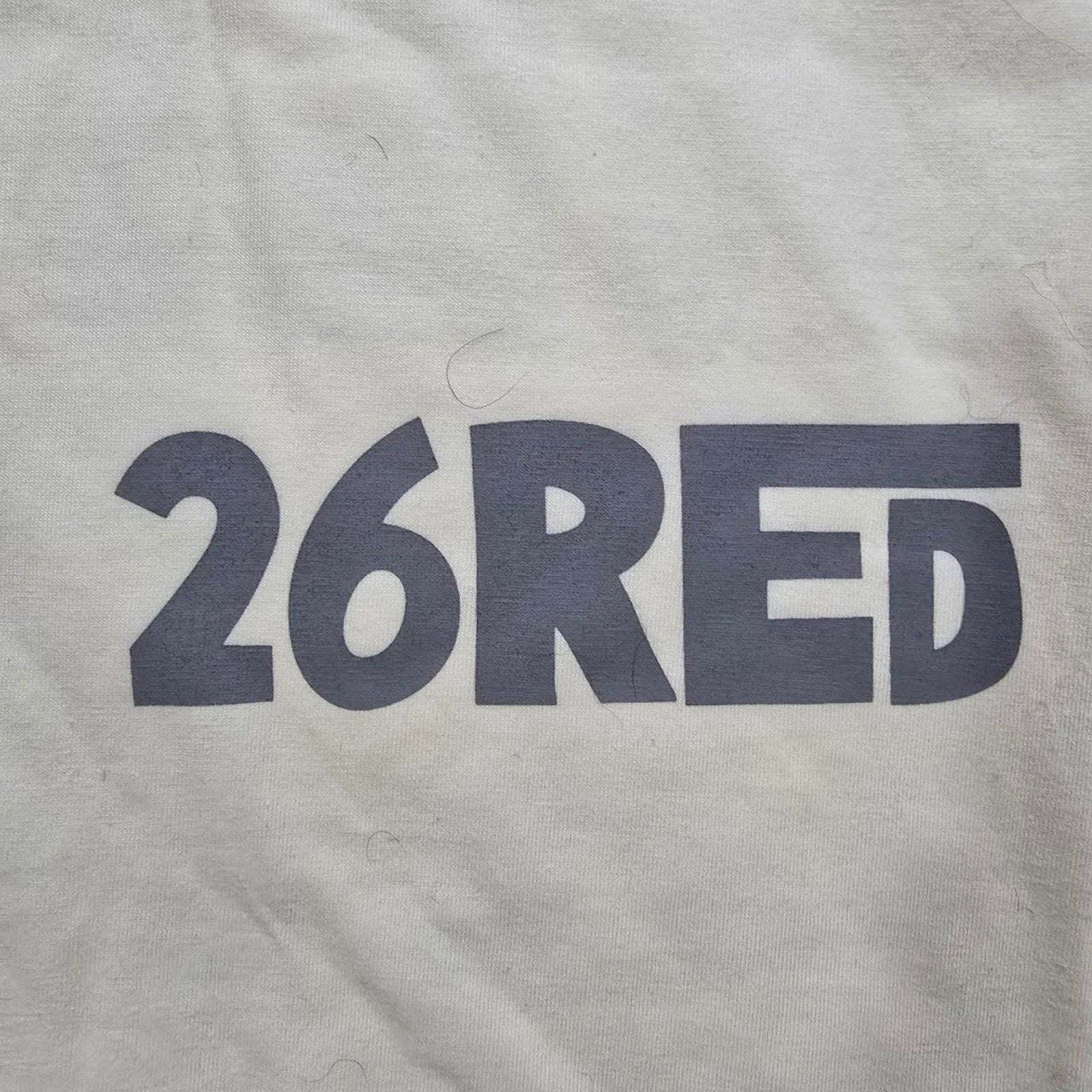 26Red Twenty six red graphic print