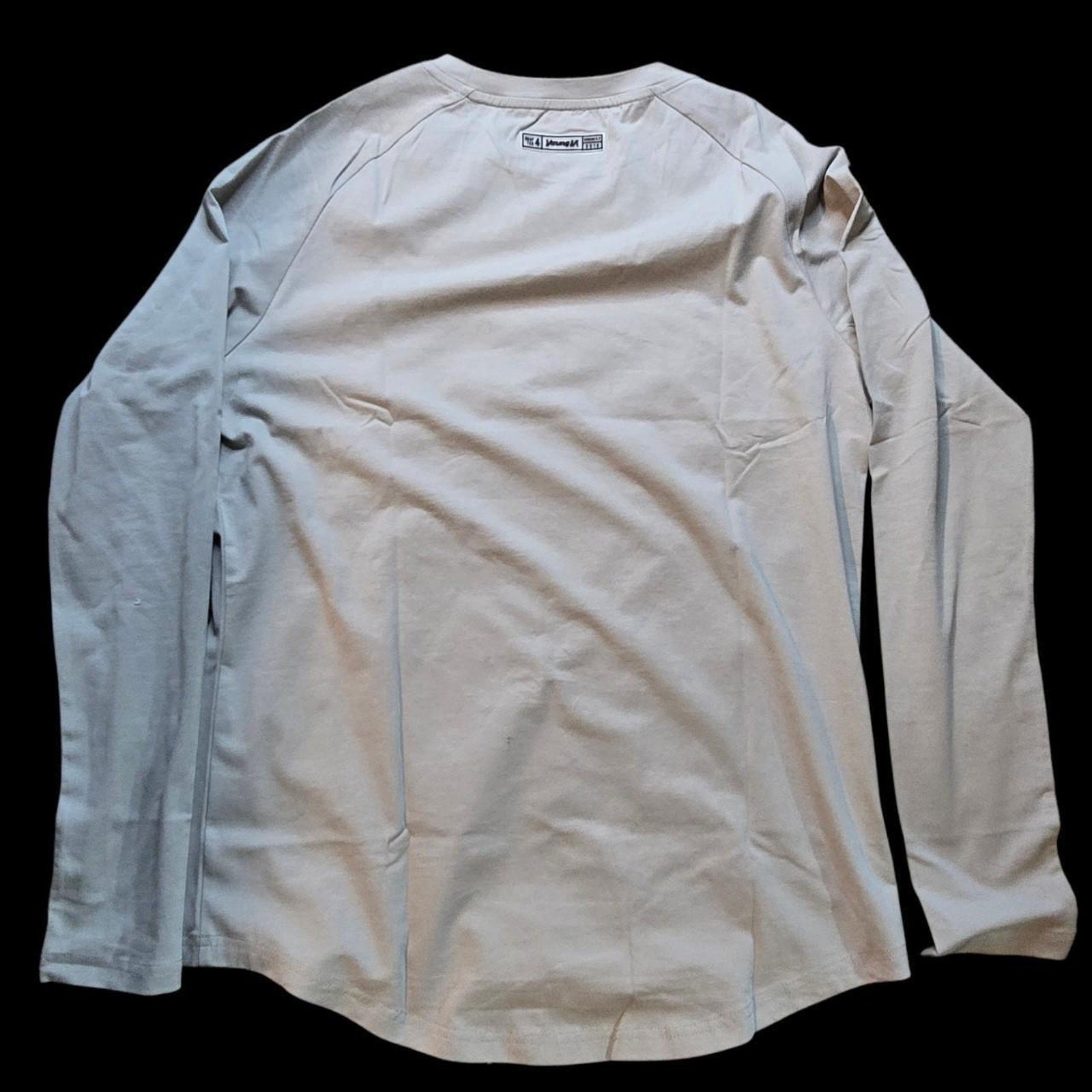 Youngla model 410 long sleeve