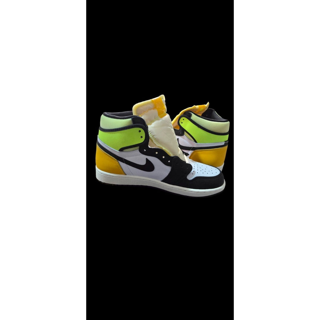 Nike Air Jordan 1 Retro High OG Volt Gold 2021 Size 9.5 555088-118 DS OG All