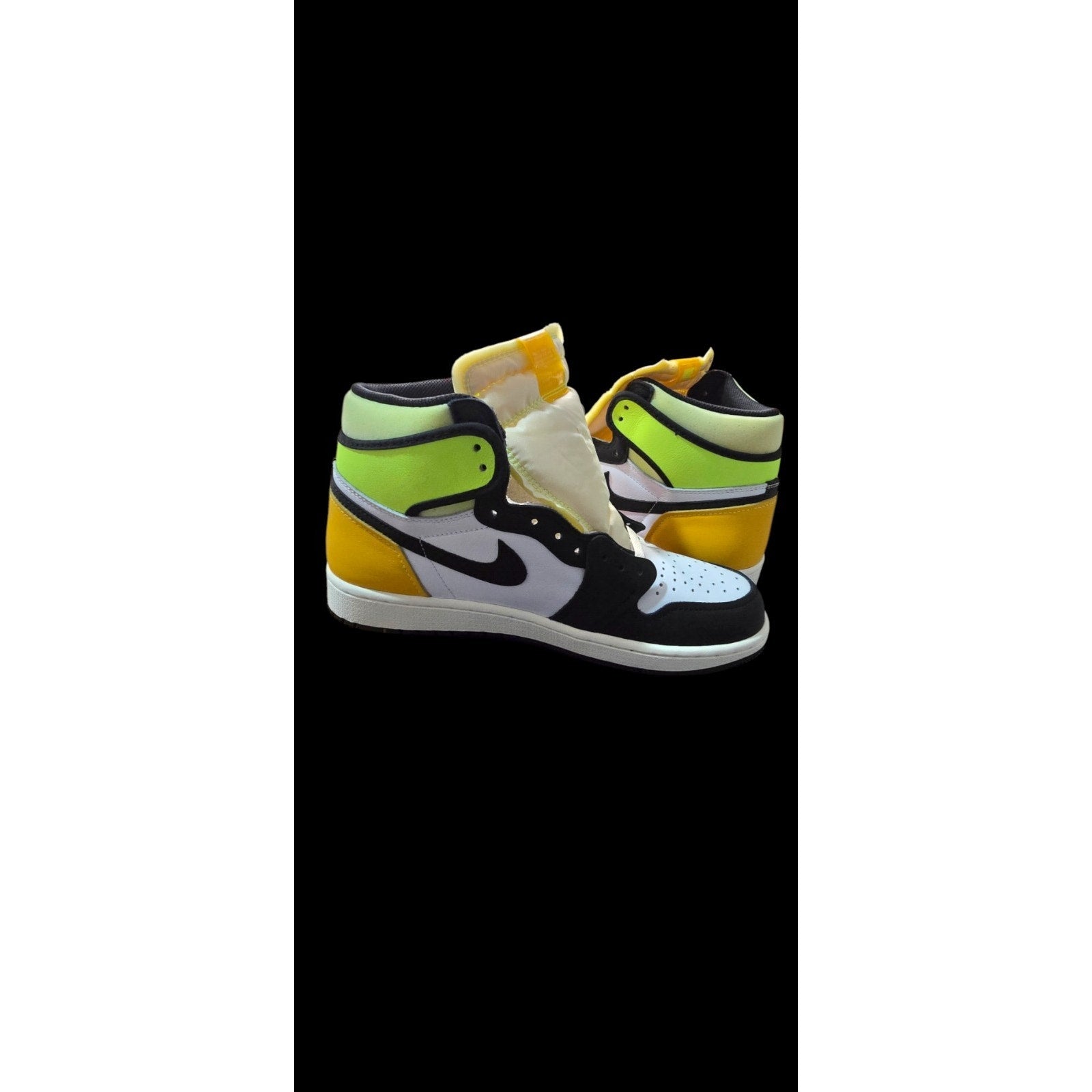 Nike Air Jordan 1 Retro High OG Volt Gold 2021 Size 9.5 555088-118 DS OG All