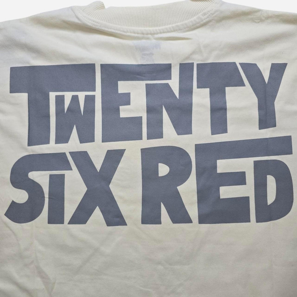 26Red Twenty six red graphic print