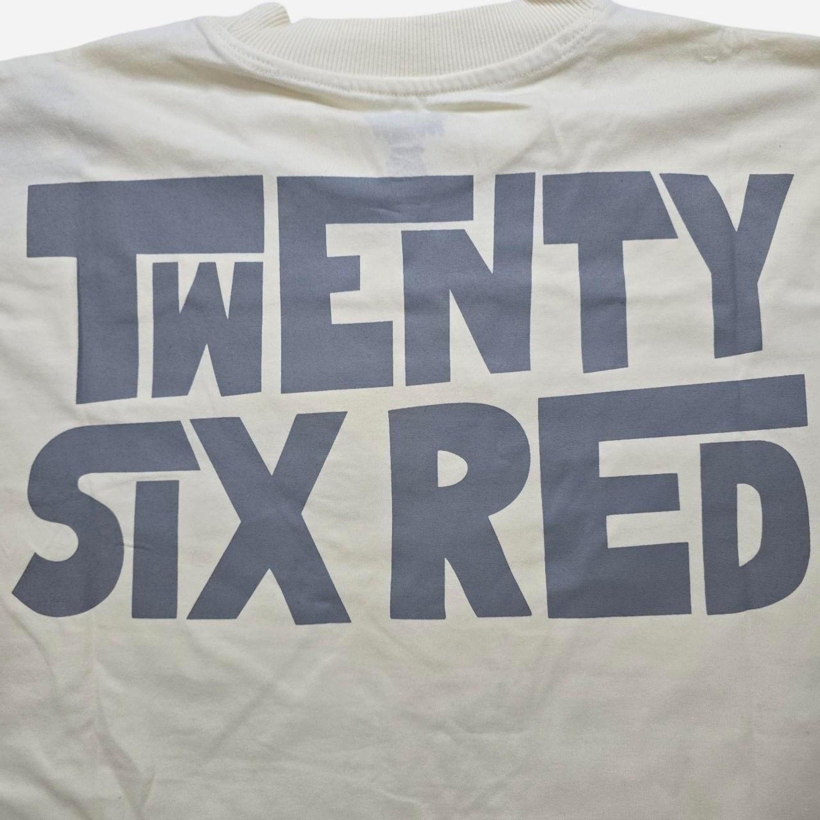 26Red Twenty six red graphic print
