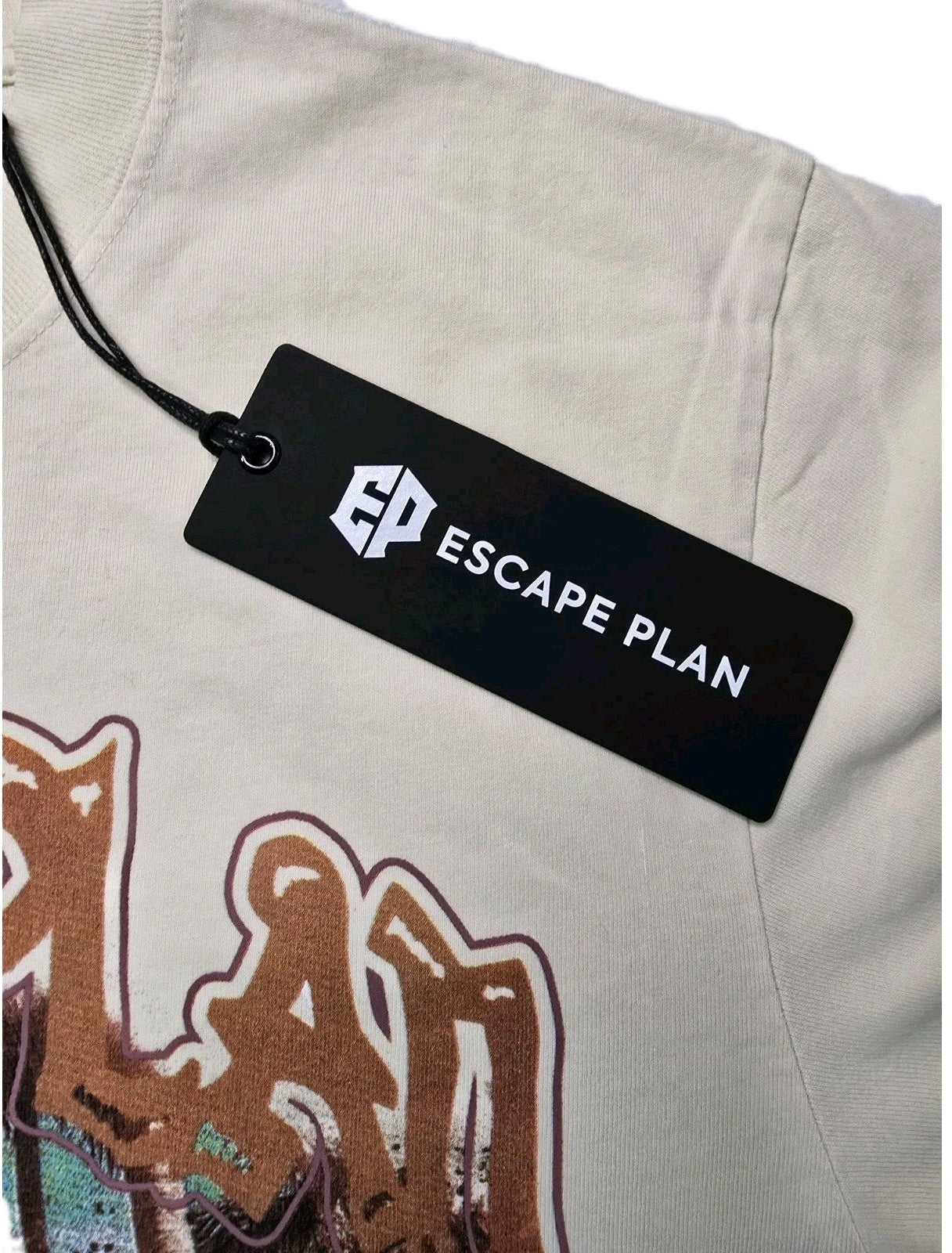 Escape Plan Freedom Graphic Tee Cream NWT Medium $160 Retail Car Palm Trees