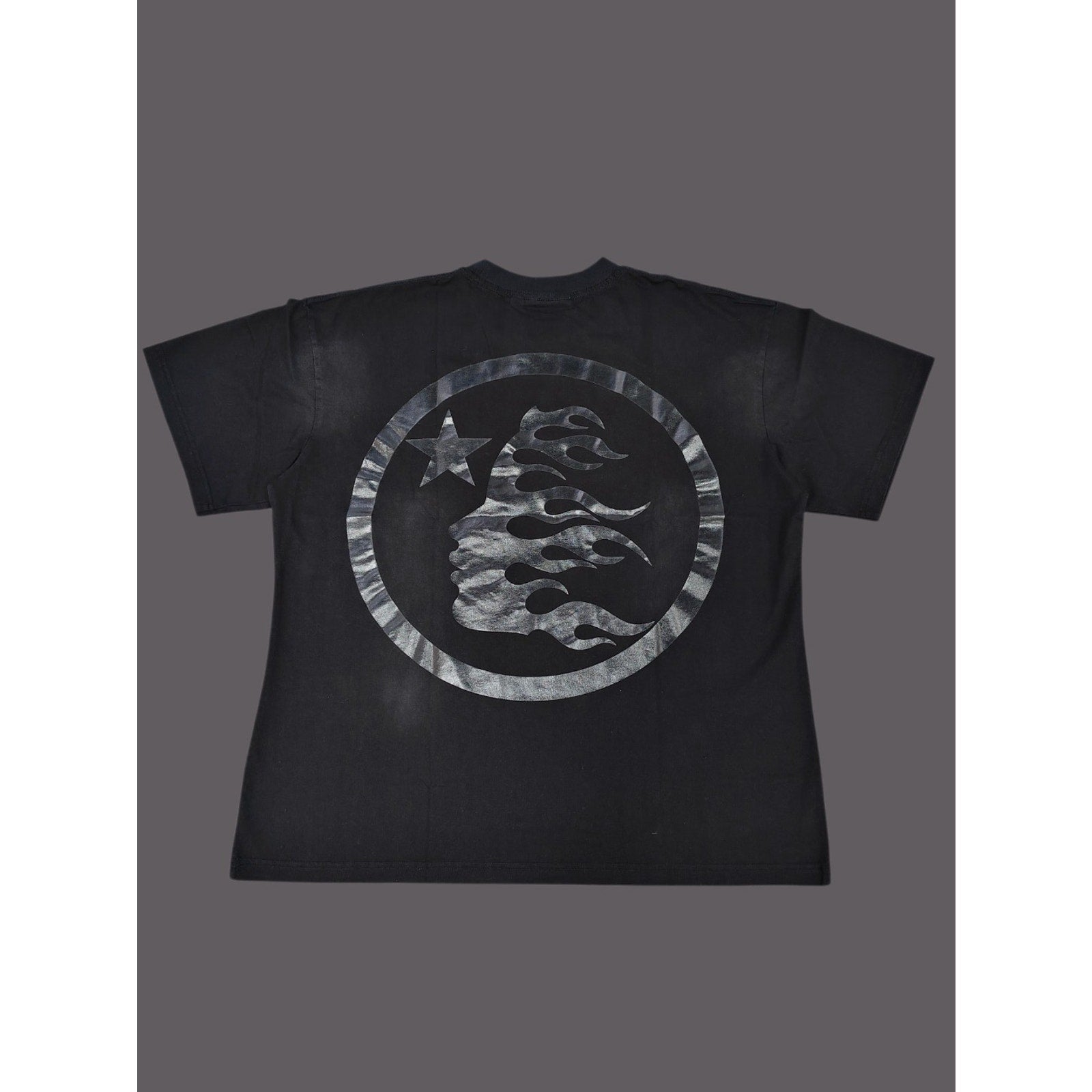Hellstar Flame Logo Black T-Shirt Size Large NWT Graphic Streetwear Tee