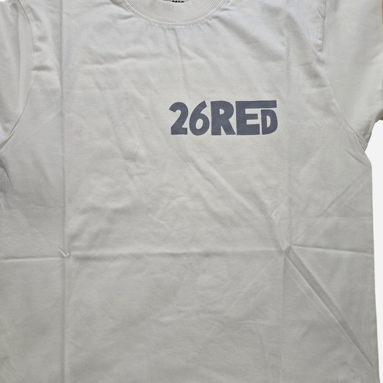 26Red Twenty six red graphic print