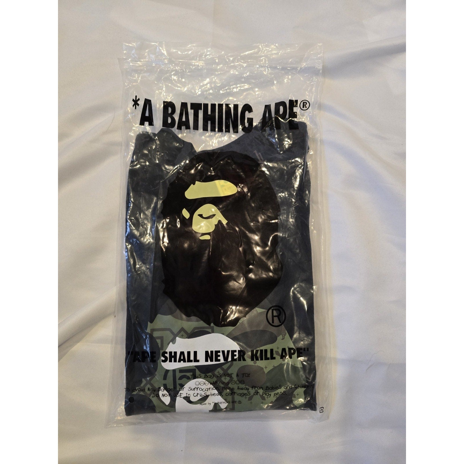 A Bathing Ape BAPE Style Camo Ape Head Graphic T Shirt Black Size Medium New