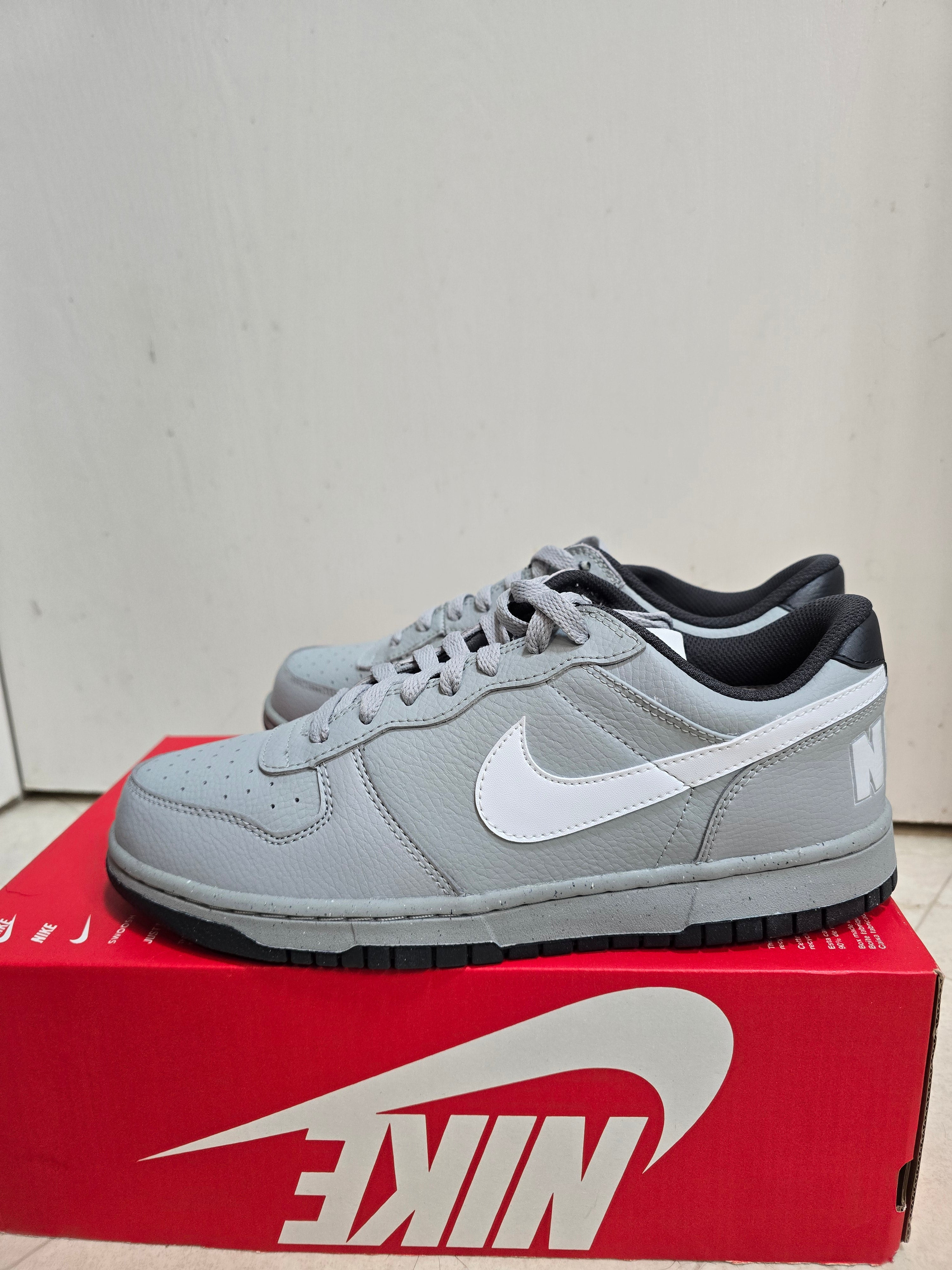 Nike Big Nike Low Light Smoke Grey/Summit White Men's Leather Sneakers 8.5M NEW